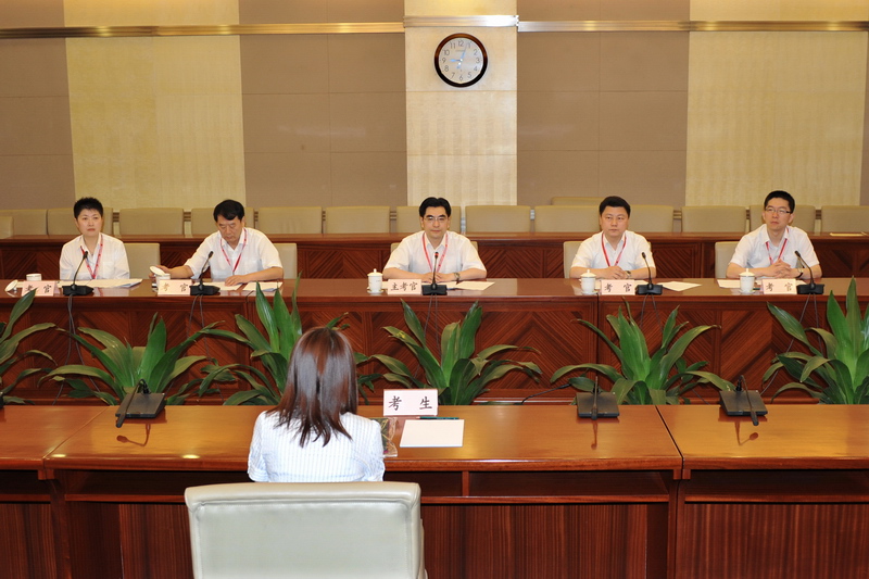 高院组织辅助文员招聘面试 上海法院网