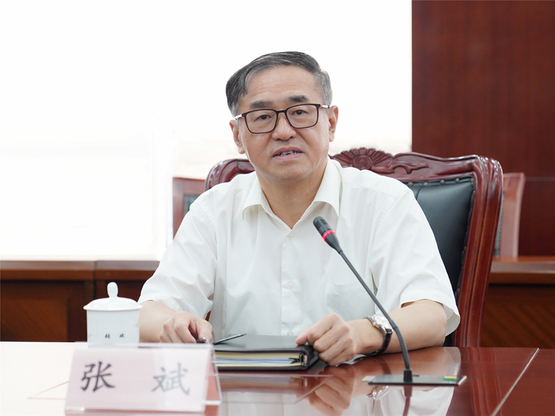 上海高院党组成员,副院长张斌主持召开队伍教育整顿意见征求座谈会