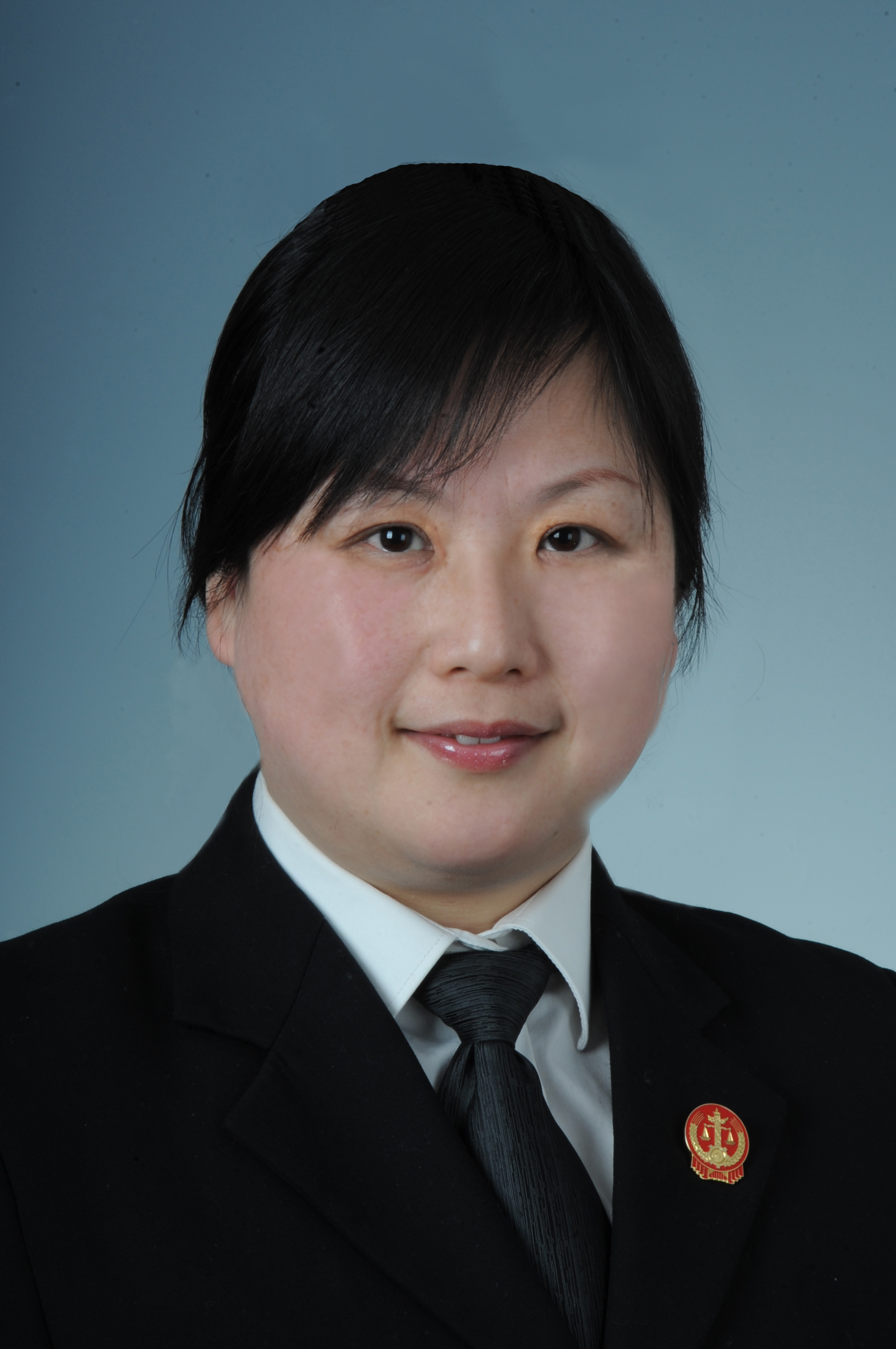 黄婕,黄浦审判委员会委员,三级高级法官