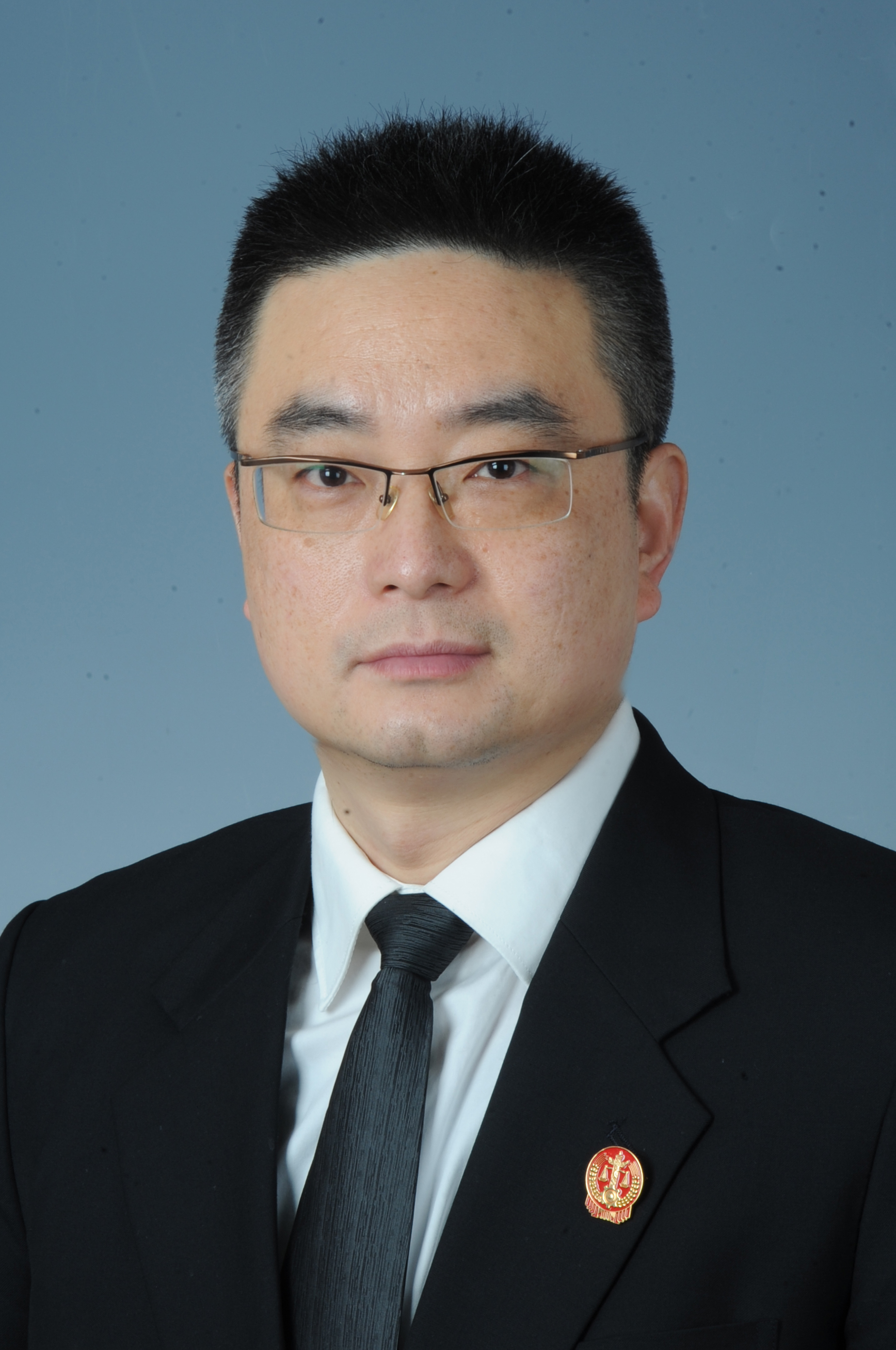 沈澜黄浦审判委员会委员四级高级法官